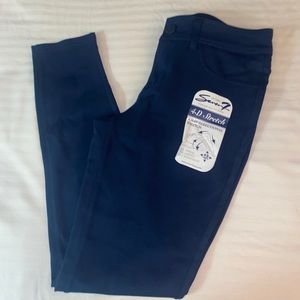 NWT Seven7 Est. 1964 4-D Stretch Ponte Pant Skinny Legging Size 4